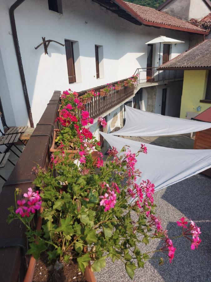 Fragole E Menta Otel Attimis Dış mekan fotoğraf