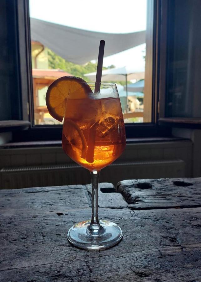 Fragole E Menta Otel Attimis Dış mekan fotoğraf